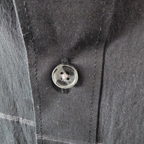 Travis Mathew Black Collared Button Down Short Sleeve Shirt - Picture 4 of 5
